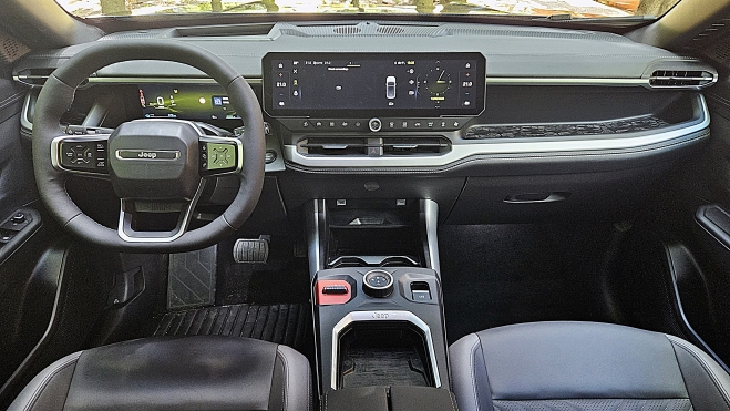 Jeep Compass Rival Toyota RV4 10700 Euros Sale (9)