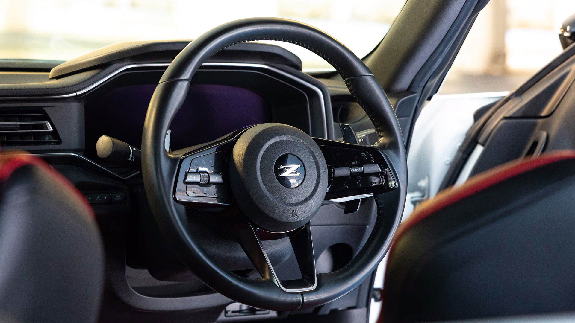 RZ34 Nissan Fairlady Z, intérieur