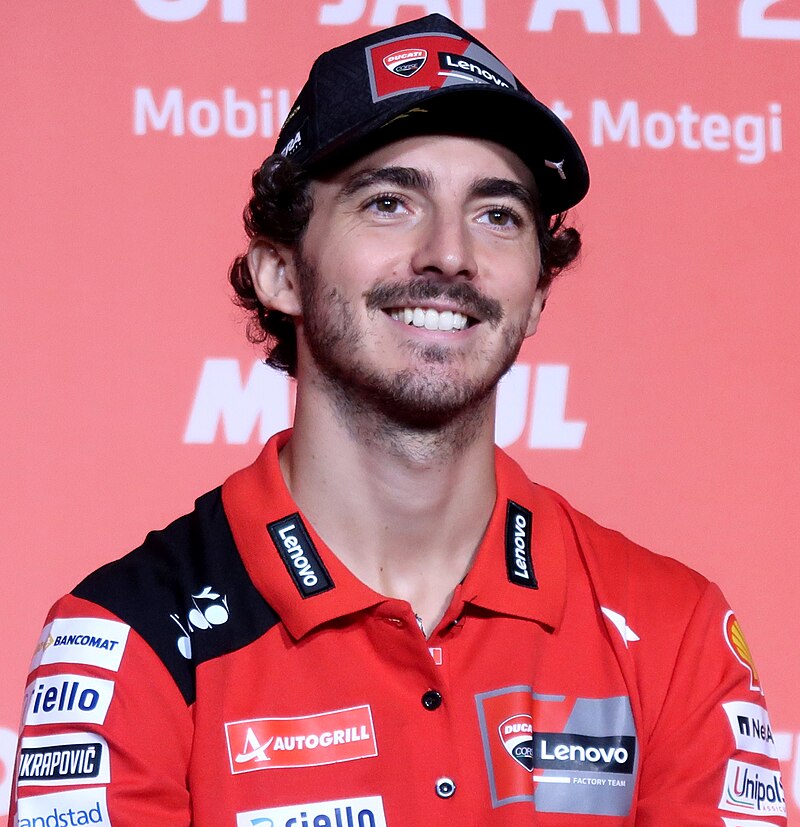 Francesco Bangaia dans son uniforme