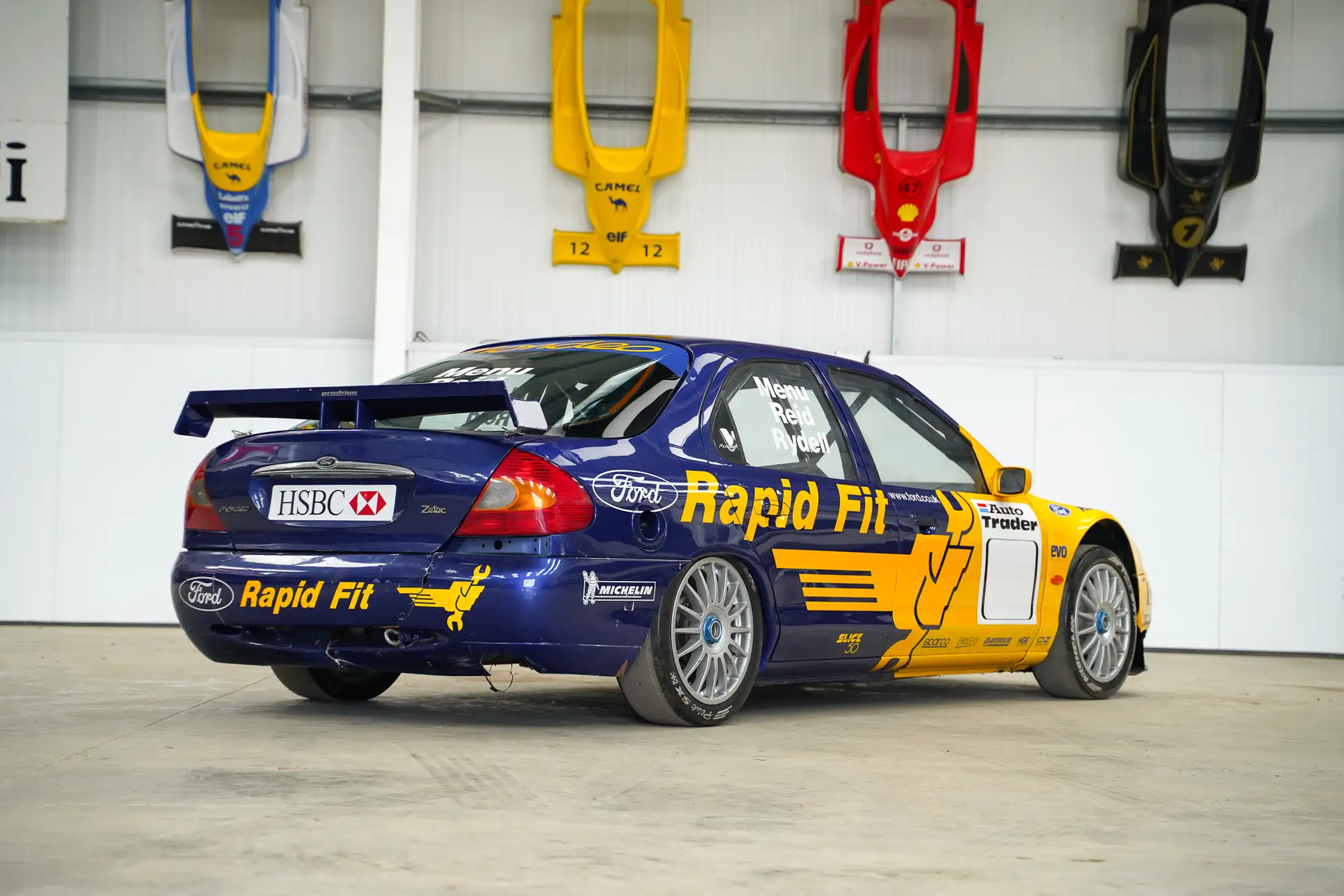Ford Mondeo Super Tourer Sim Rig - arrière