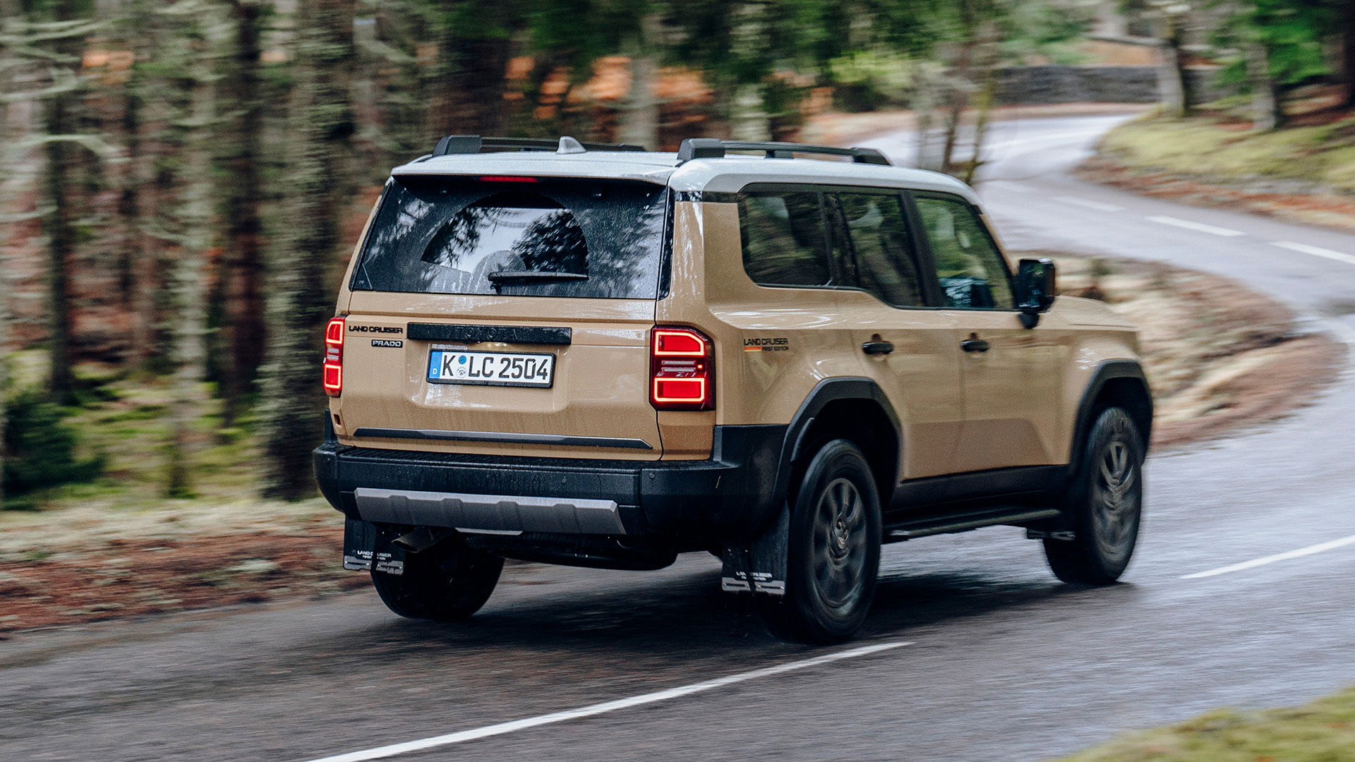 Toyota Land Cruiser - arrière, conduite