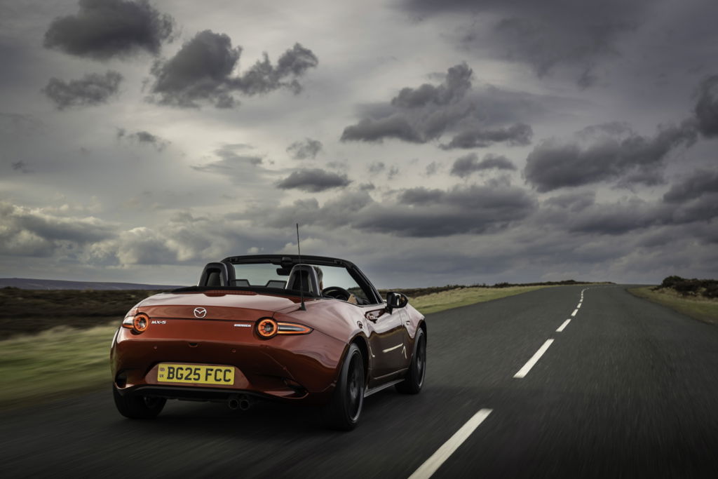 Mazda MX-5 - arrière