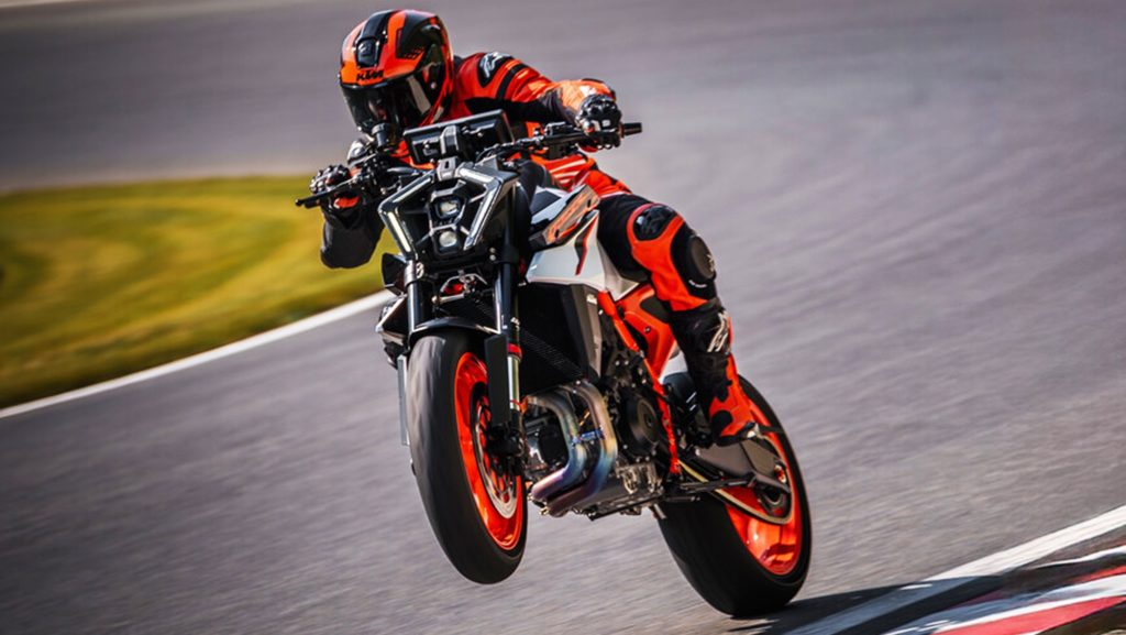 Plusieurs millions et partenaires sauvent KTM de la faillite, la production sera récupérée en Europe et les motos prévoient de briller à nouveau