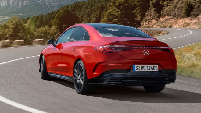 Mercedes CLA. Mercedes CLA.