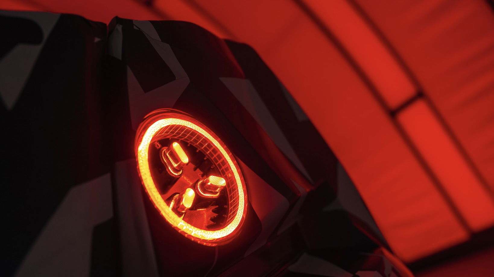 Mercedes-AMG EV Saloon Teaser - Détail arrière