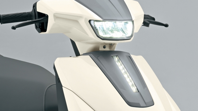 Les lumières «à LED complètes» sont ce que propose la nouvelle adresse électronique. Les lumières «à LED complètes» sont ce que propose la nouvelle adresse électronique.