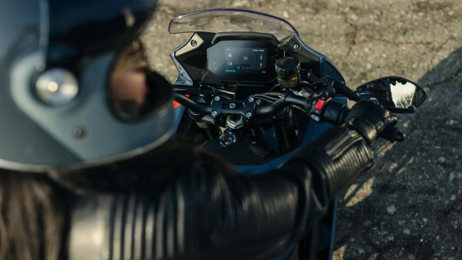 L'affichage de la moto est également resté pour le nouveau mini ... L'affichage de la moto est également resté pour le nouveau mini ...