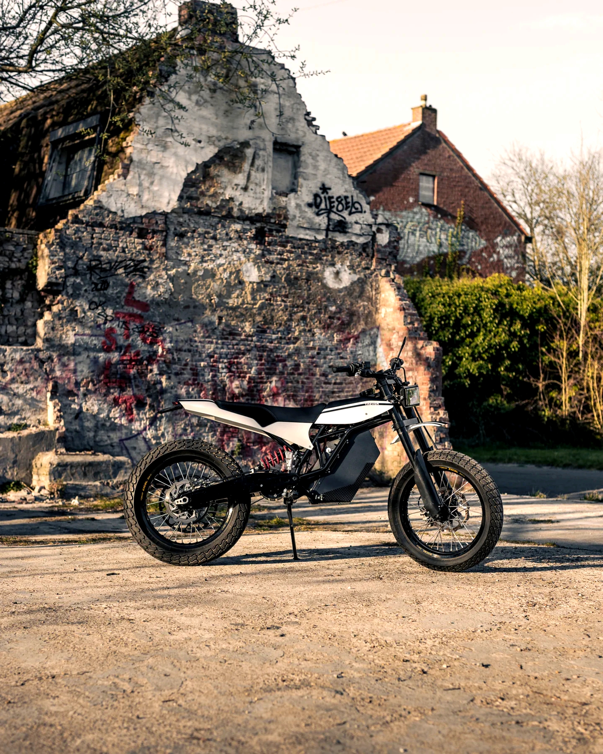 Trevor Dtre Vince: une moto électrique avec un arôme «vintage». Trevor Dtre Vince: une moto électrique avec un arôme «vintage».