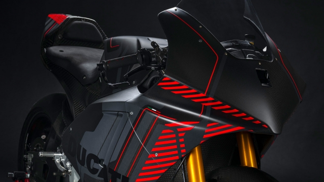 Beaucoup de fibres de carbone dans le Ducati Motoe. Beaucoup de fibres de carbone dans le Ducati Motoe.