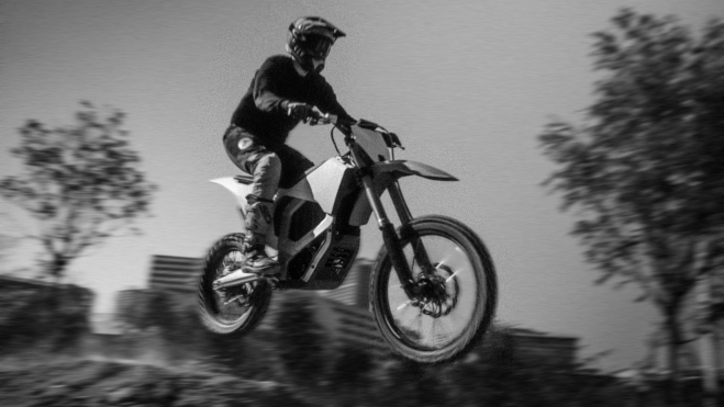 L'électrification du parc de Motes «Offroad» est une excellente idée. L'électrification du parc de Motes «Offroad» est une excellente idée.