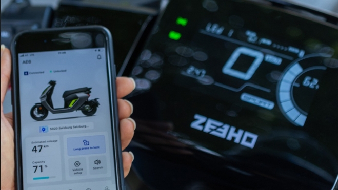 Zeeho ae6 + 4 Zeeho ae6 + 4