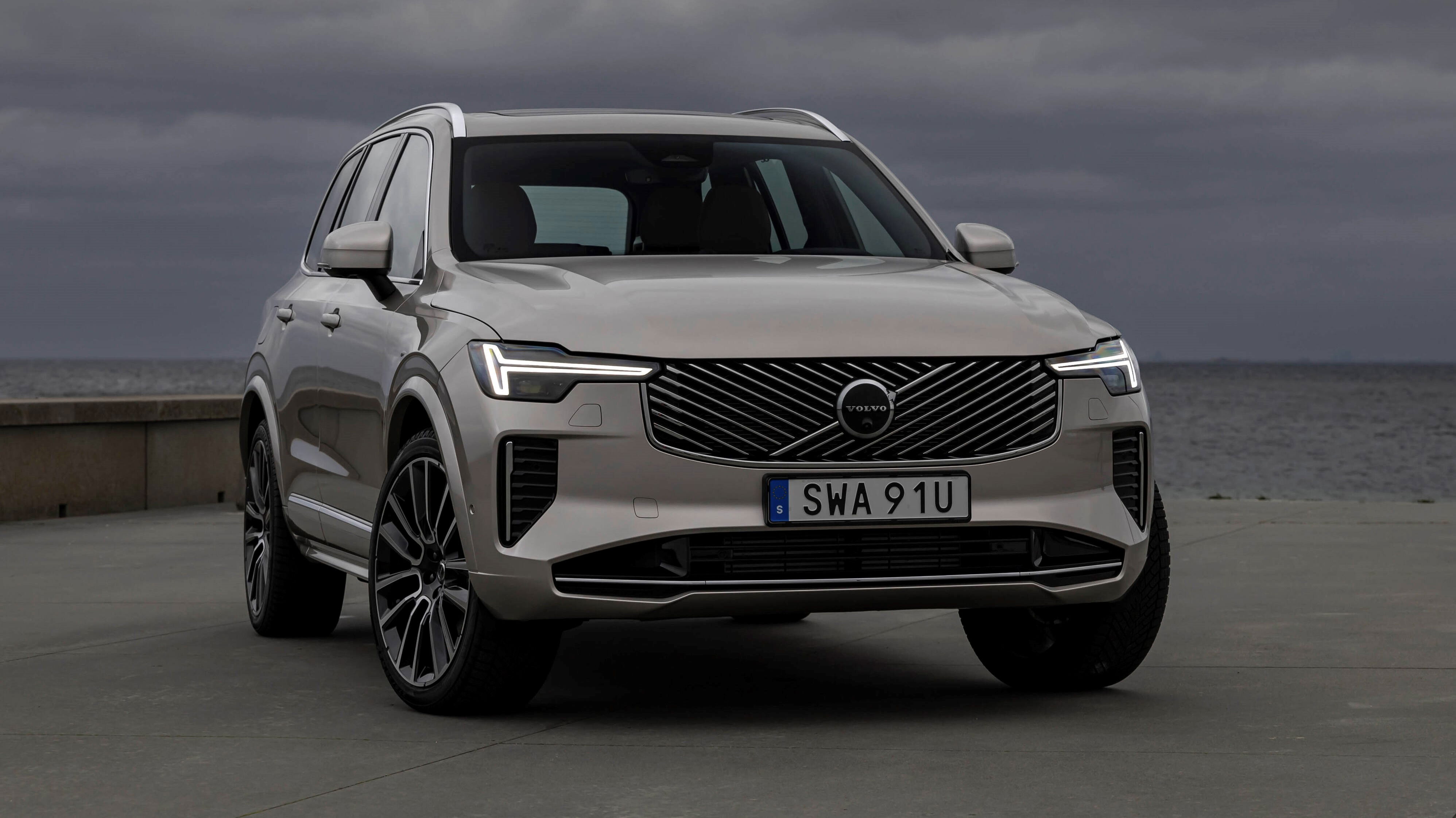 Volvo XC90 - avant, statique