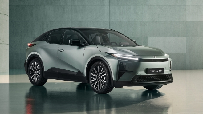Toyota Chr + Toyota Chr +