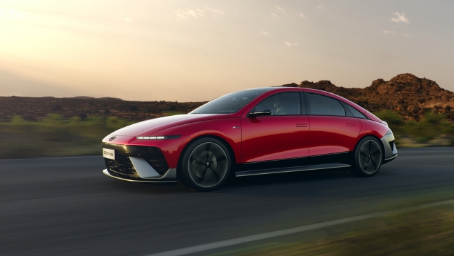 L'Ioniq 6 augmente considérablement son autonomie, bien qu'il n'y ait toujours pas de prix officiels. L'Ioniq 6 augmente considérablement son autonomie, bien qu'il n'y ait toujours pas de prix officiels.