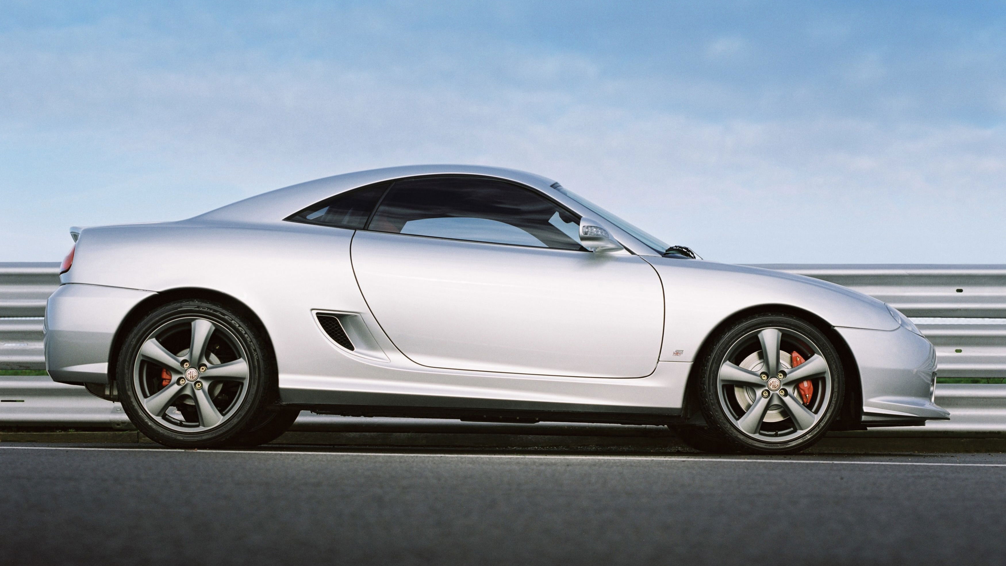 Concept MG GT - côté