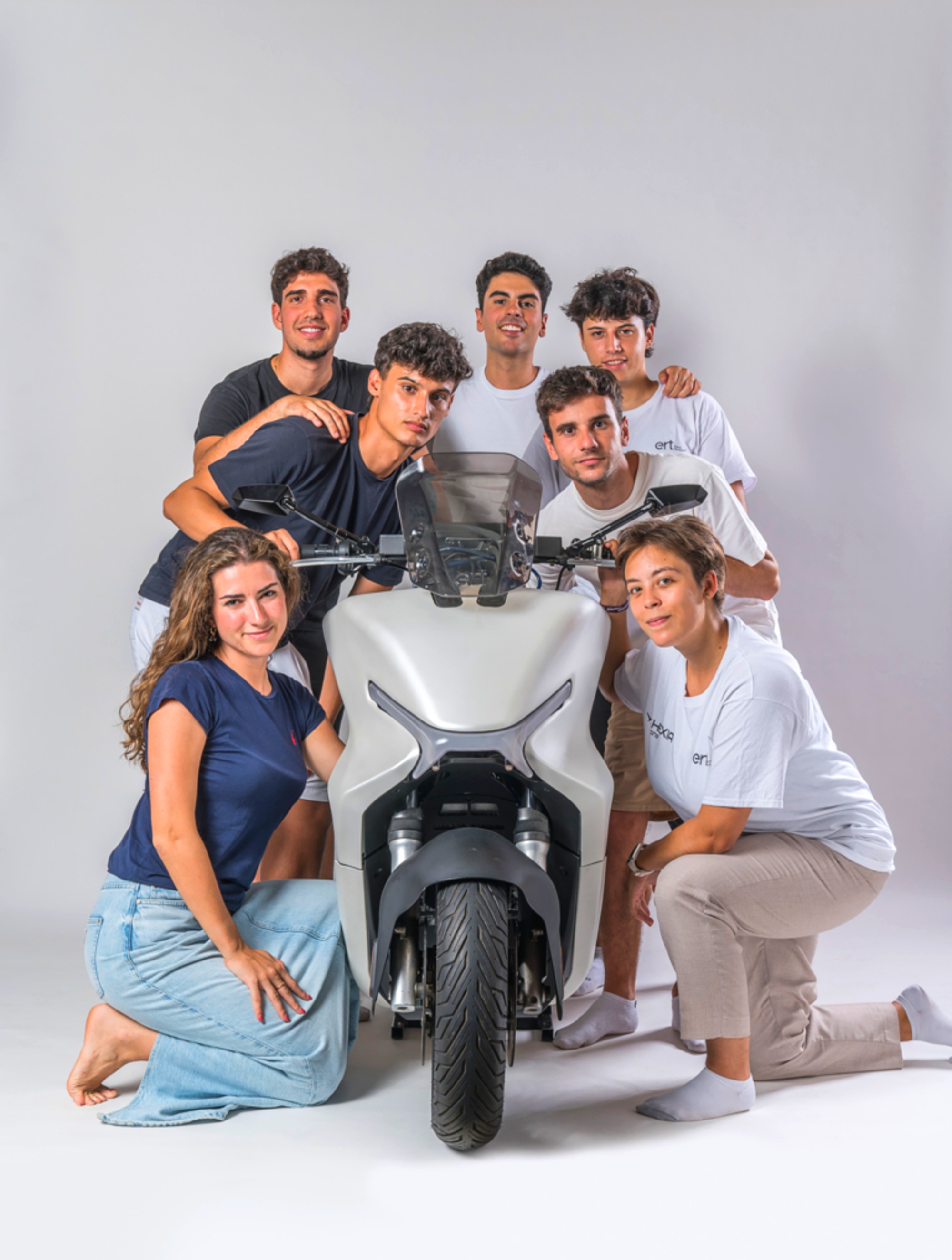 Elisava Racing Team 4 768x1016 Elisava Racing Team 4 768x1016