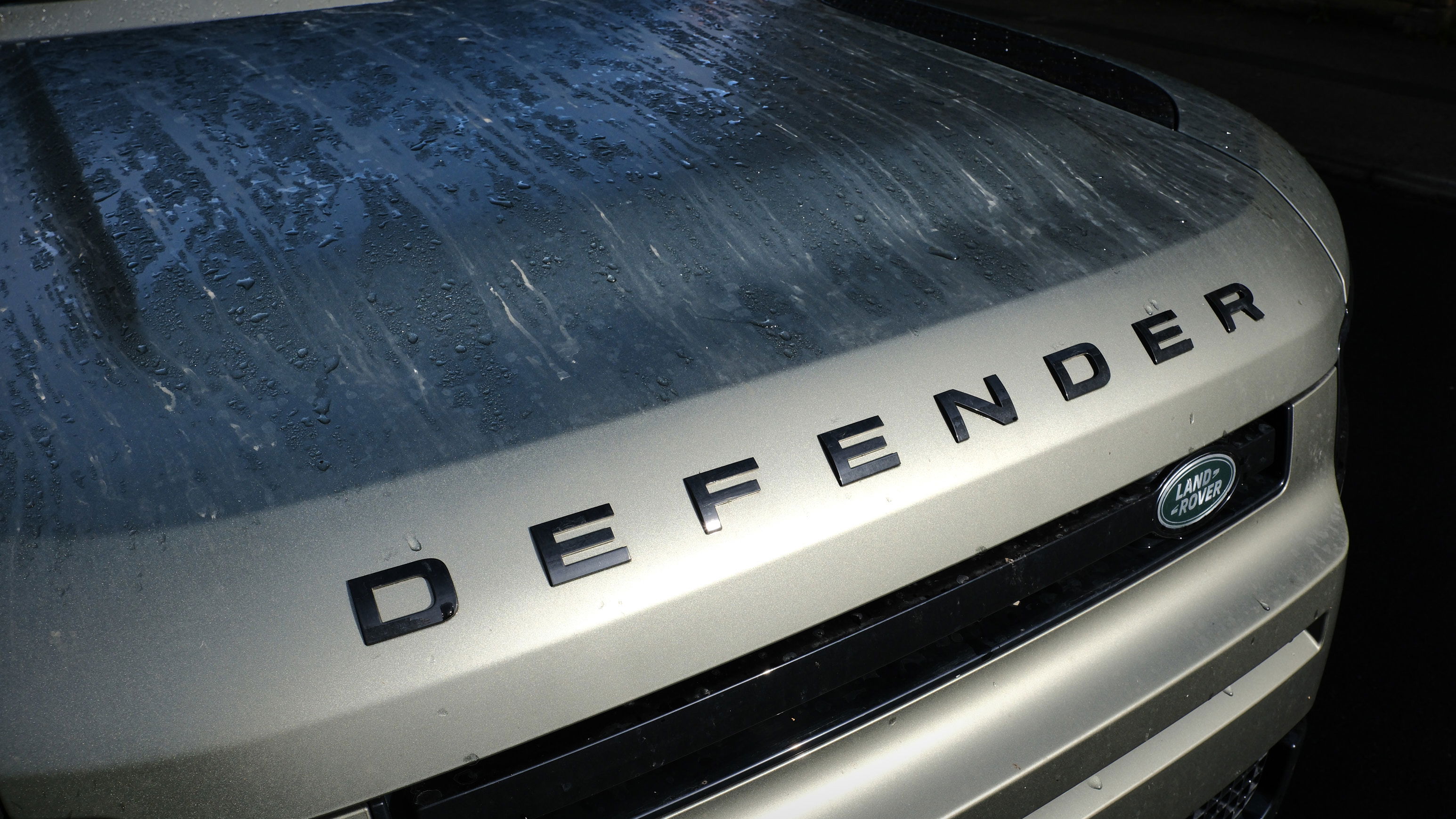 Land Rover Defender 90 - détail avant