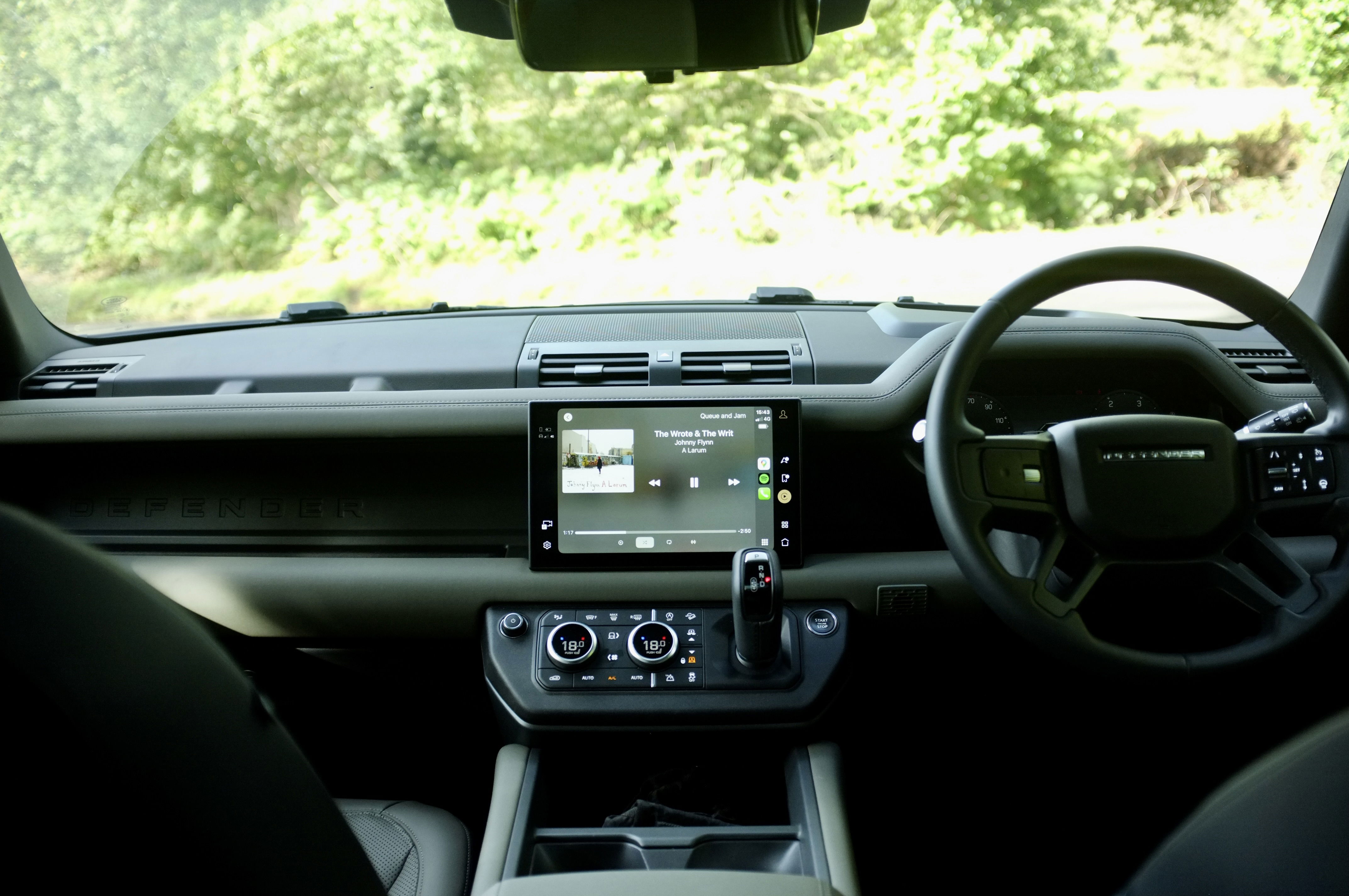 Land Rover Defender 90 - intérieur