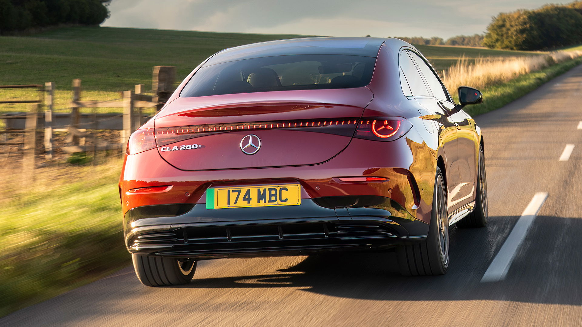 Mercedes CLA 250+ 2025, arrière