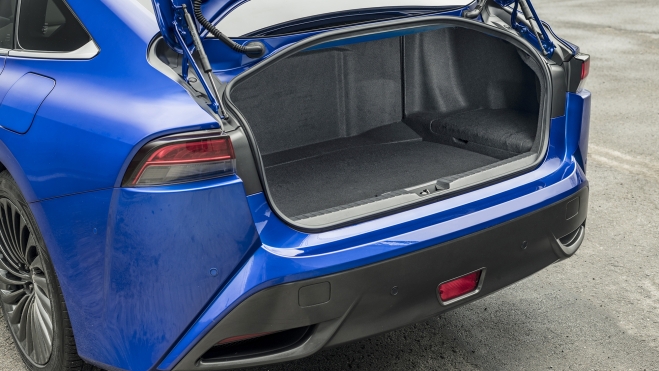 TOYOTA MIRAI 5 TOYOTA MIRAI 5