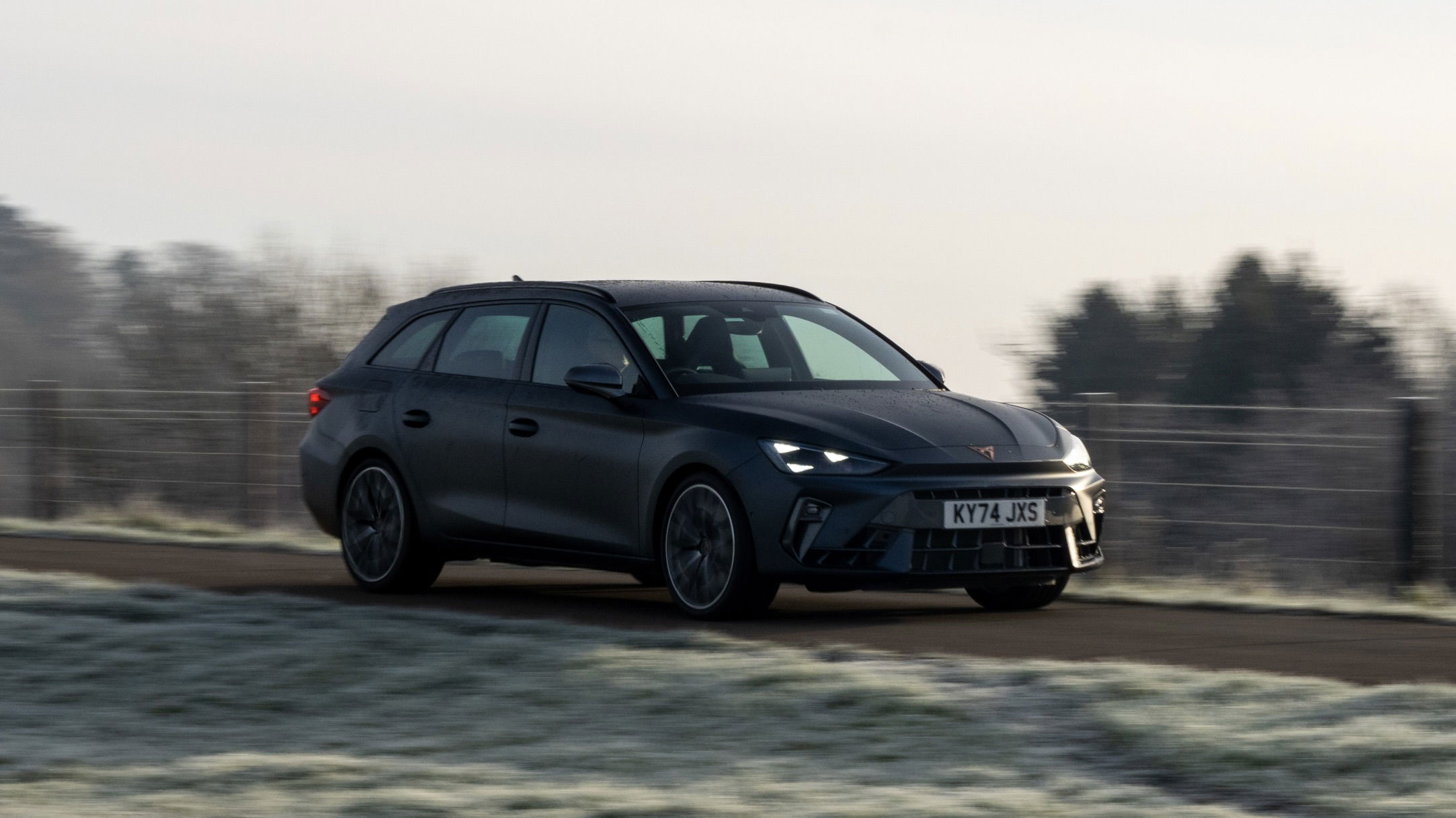 Cupra Leon Estate - avant, conduite