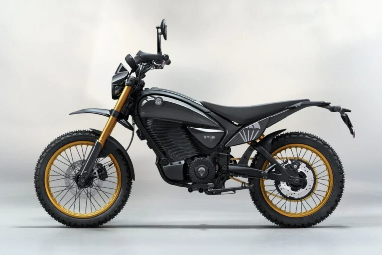 moto Flyingflea 1 768x512 moto Flyingflea 1 768x512