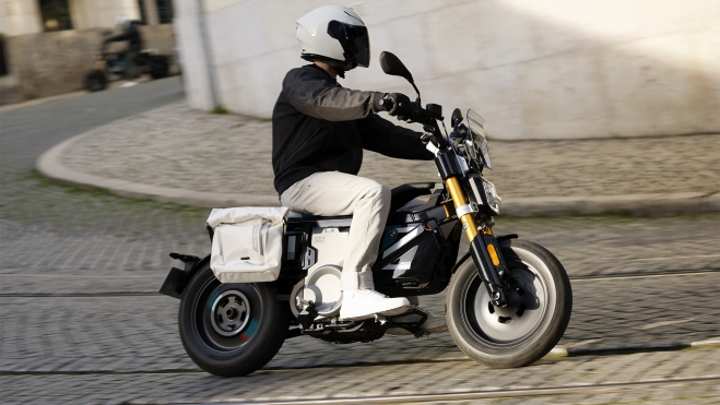 bmw markus flasch directeur déclarations controversées motos électriques 2 bmw markus flasch directeur déclarations controversées motos électriques 2
