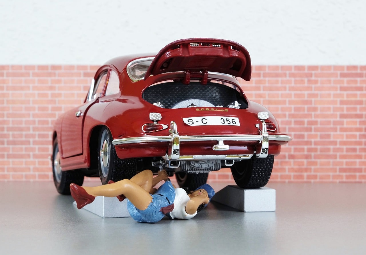 model-car-2091435_1280