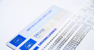 Permis de conduire : comment choisir son auto-école ?