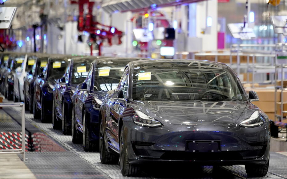 Tesla rappelle 2 millions de véhicules Tesla rappelle 2 millions de véhicules