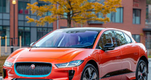 “Découvrez la Jaguar électrique haut de gamme de Charles III mise en vente : une occasion royale à saisir !” "La Jaguar I-Pace du Roi Charles III aux enchères : une révolution électrique chez la famille royale britannique"