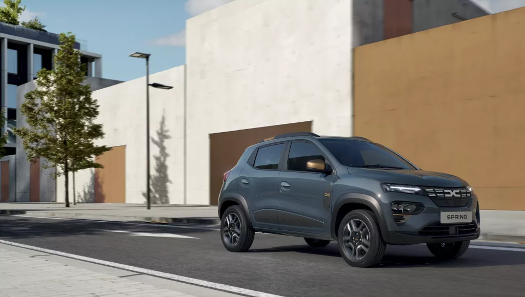 Une Dacia Spring grise
