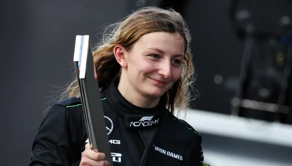 F1-Academy-Doriane-Pin-double-la-mise-a-Jeddah-1-1 Doriane Pin