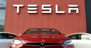 Tesla évite un procès retentissant grâce à un accord sur l’Autopilot