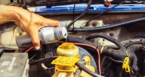Quels sont les signes indiquant que le liquide de frein doit être remplacé? Remplacement liquide de frein voiture