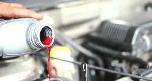 Pourquoi est-il important de maintenir le niveau de liquide de frein? Remplacer liquide de frein