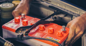 Comment savoir si ma batterie de voiture est en train de mourir? Batterie