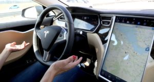 Tesla Autopilot : Découvrez la vérité sur la conduite automatisée !