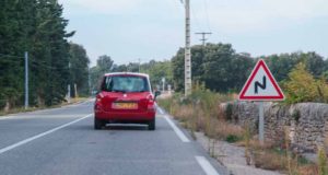 Les différences entre les panneaux de signalisation en Europe et en Amérique