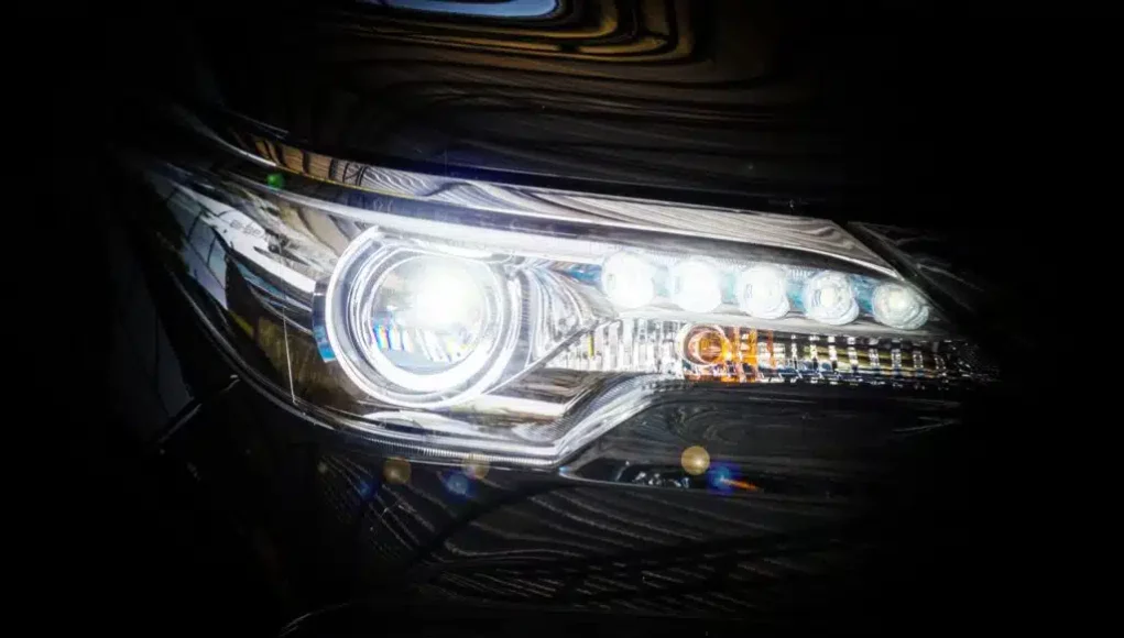 phare-led-voiture-1024x678