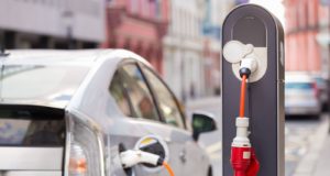 Débat sur les hybrides : cette voiture “électrique” démontre pourquoi elles nuisent à la planète Débat sur les hybrides