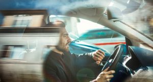 Rouler à 250 km/h pour éviter une condamnation ? Cette faille étonnante dans la loi Rouler à 250 kmh pour éviter une condamnation