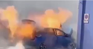 Renault Zoé : une explosion suivie d’un incendie dévastateur Renault Zoé