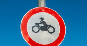 Des milliers de motos bientôt interdites de circuler : voici les modèles ciblés Des milliers de motos bientôt interdites de circuler