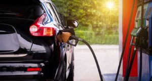 Interdiction des voitures thermiques : un retour en arrière se profile ?