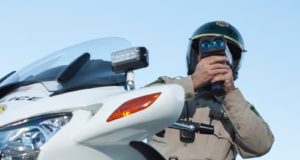Une avancée majeure pour la sécurité des motards : le radar intelligent pour motos