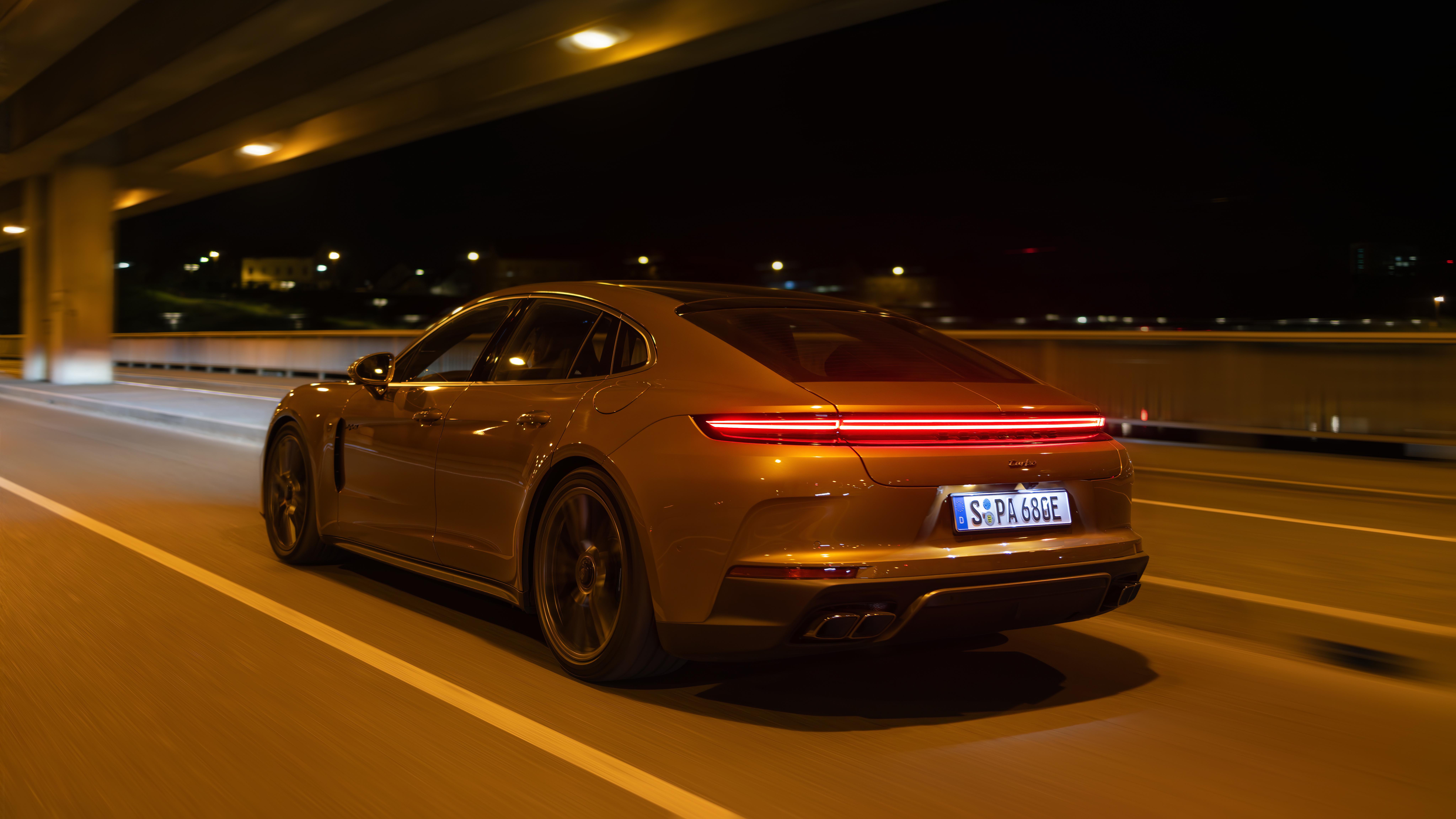 Porsche panamera turbo e-hybride - arrière