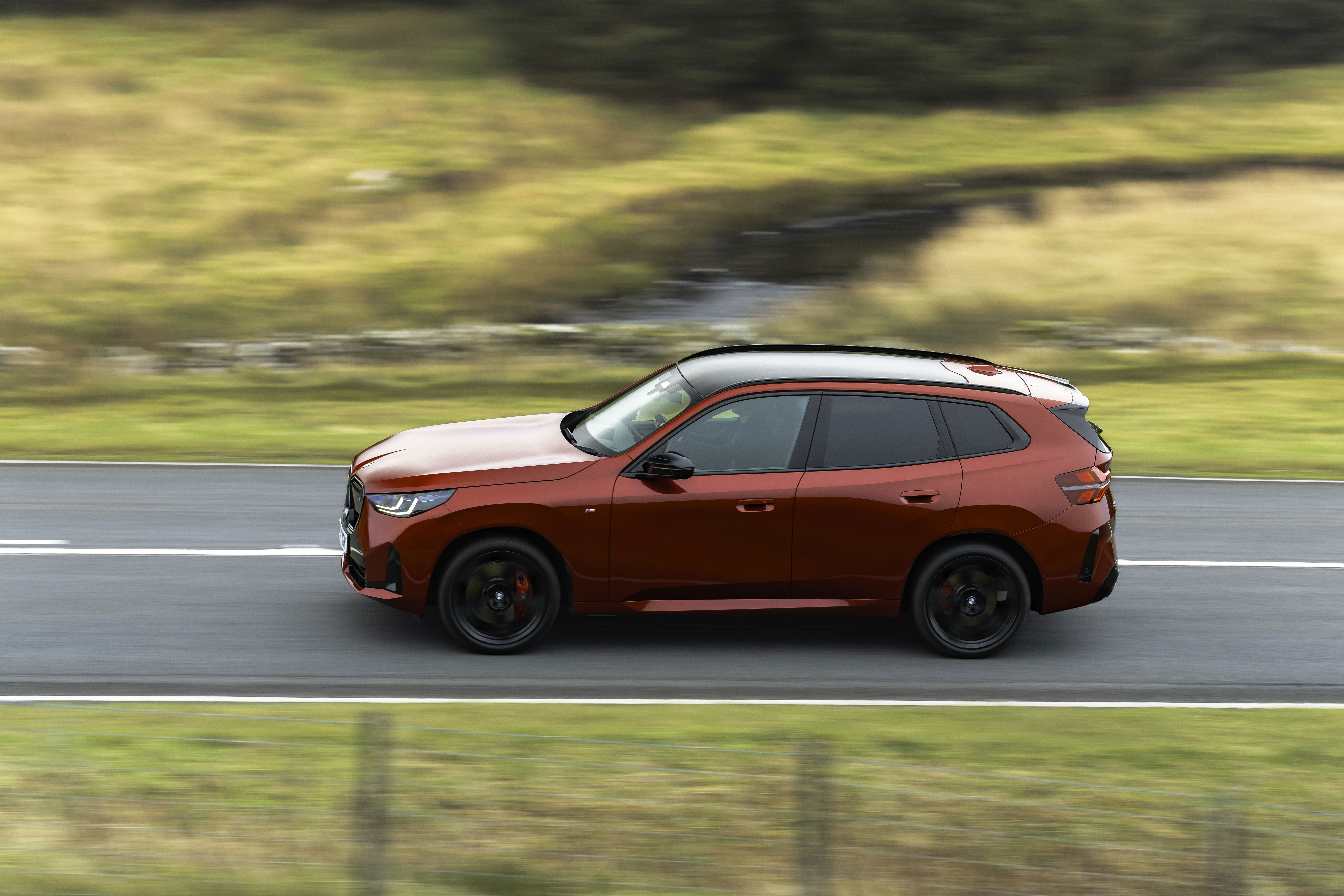 BMW x3 M50 - côté