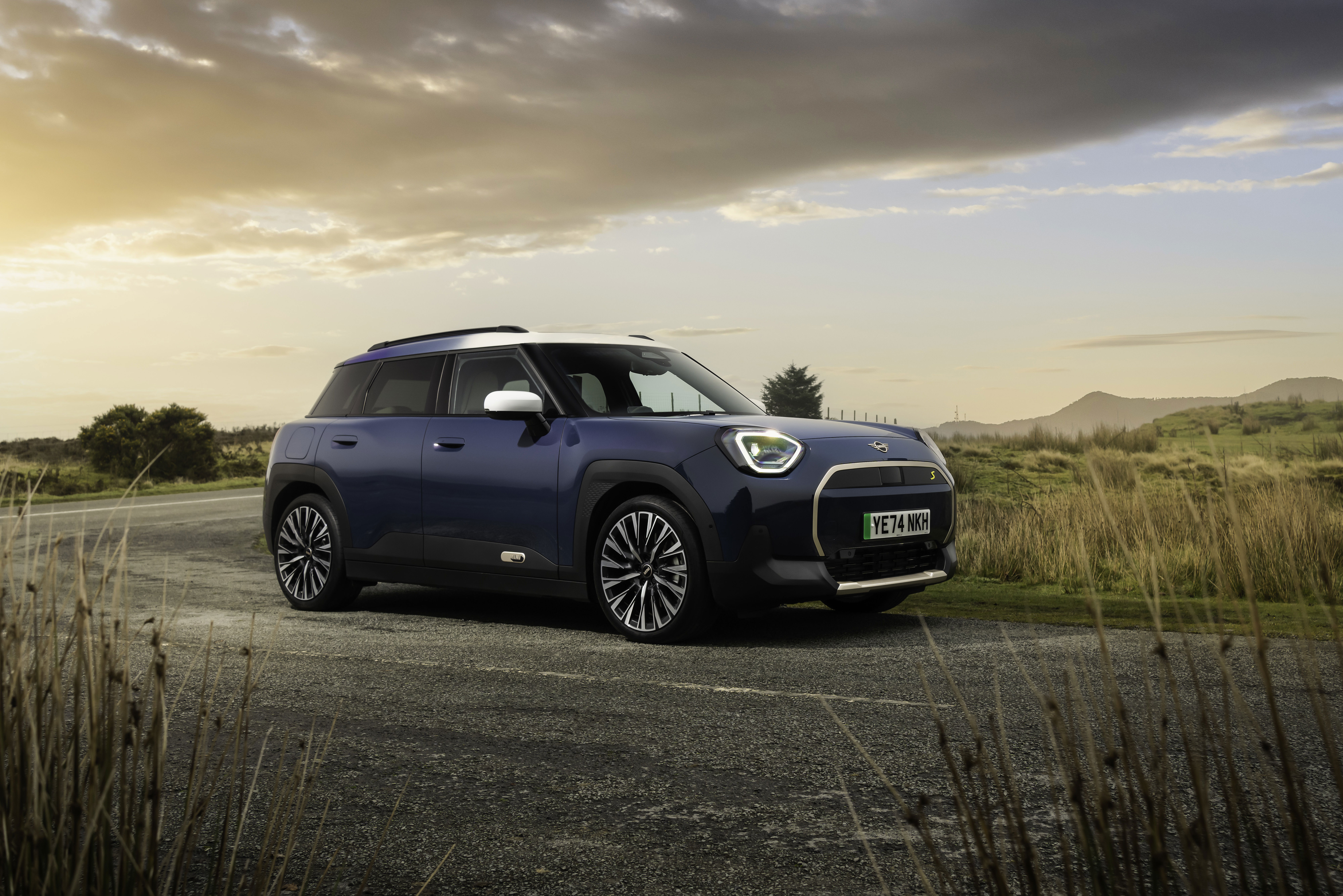 Mini Aceman SE - Front