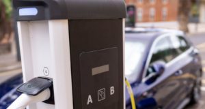 Coup dur pour les hybrides rechargeables : leur chute s’accélère en 2025 !